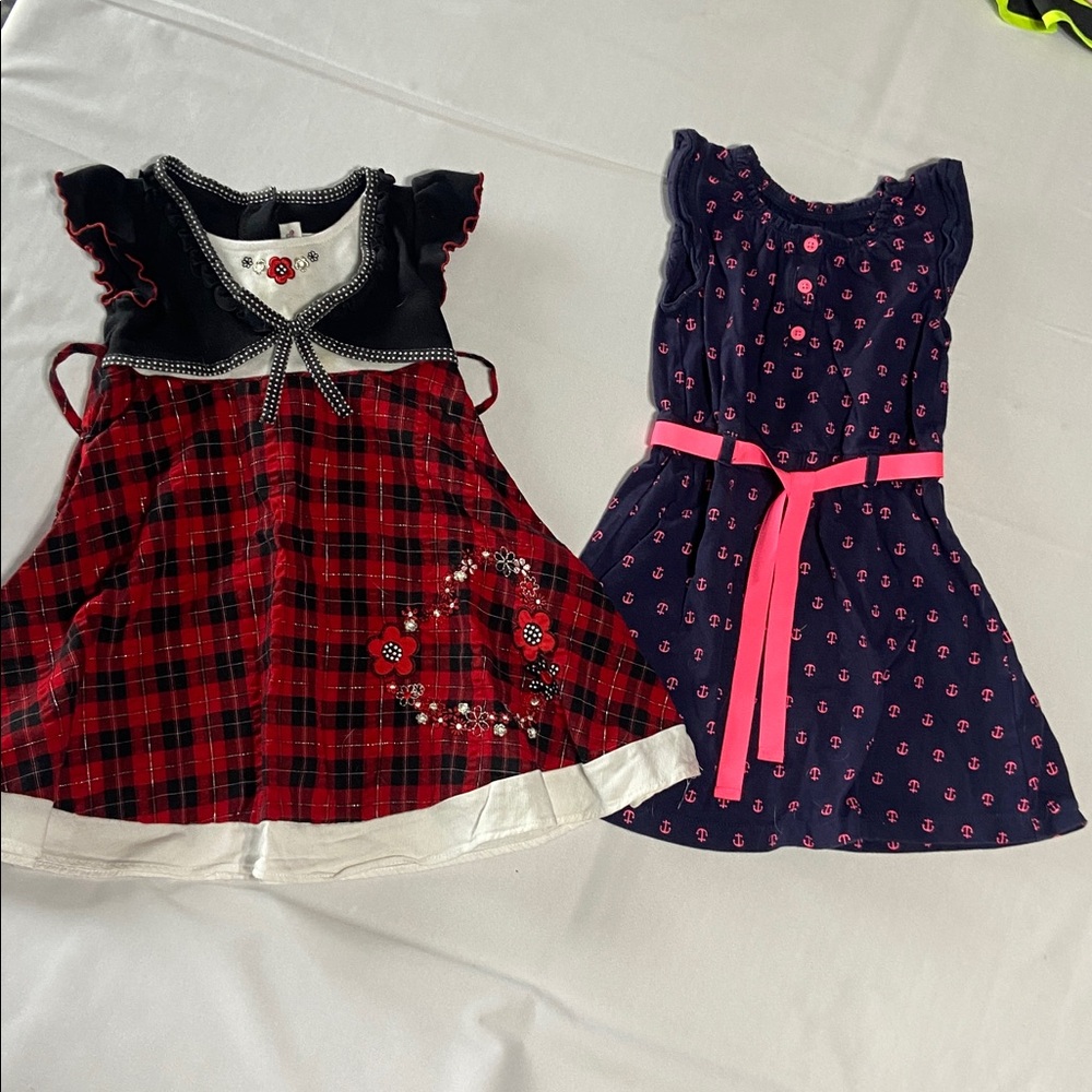 Summer Pair of Short Sleeve Little Girl's Dresses Size 3T